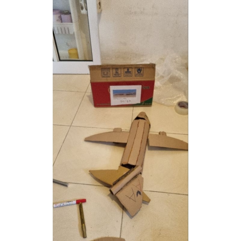 american airlines dari kardus dc-10