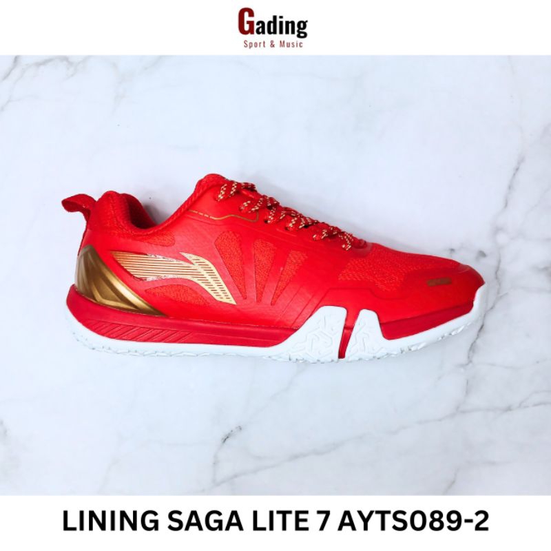 Sepatu Olahraga Badminton Lining Saga Lite 7 AYTS089-2 Red Gold Original