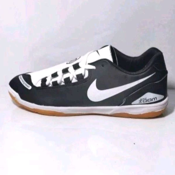 Sepatu Futsal T90 Premium Dewasa Anti Slip Sol Sudah Dijahit keliling Rapi