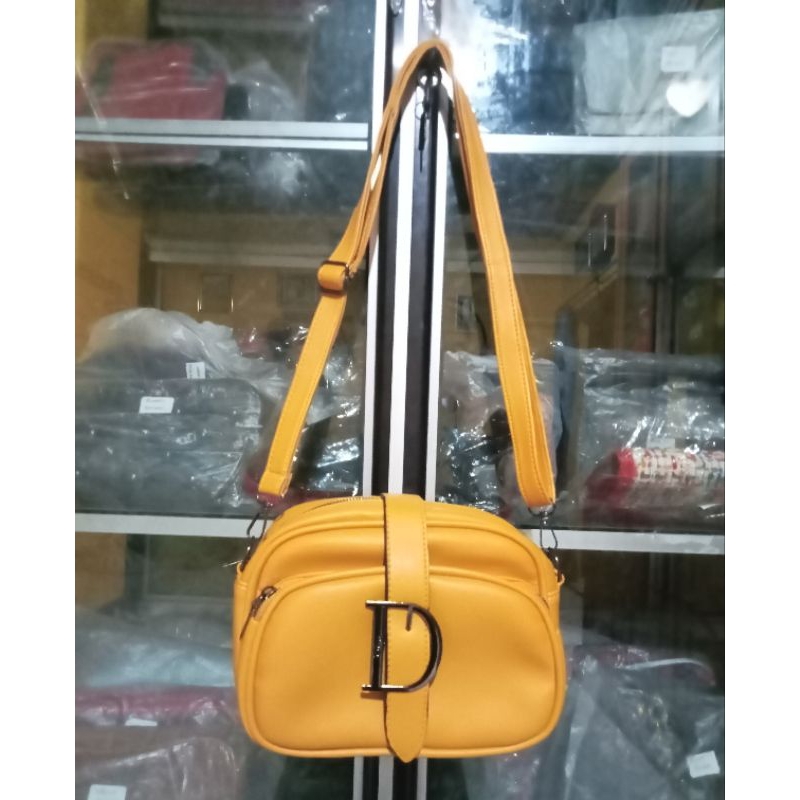 Andini - Tas Selempang Dior