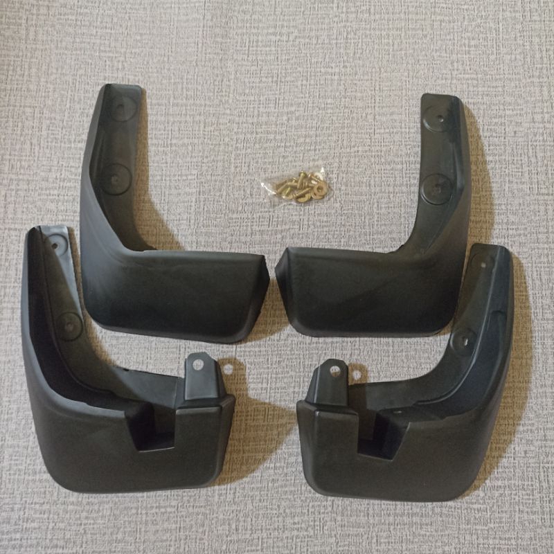 Mud Guard / Mudguard / Karpet Lumpur Avanza Xenia 2012 2013 2014 2015