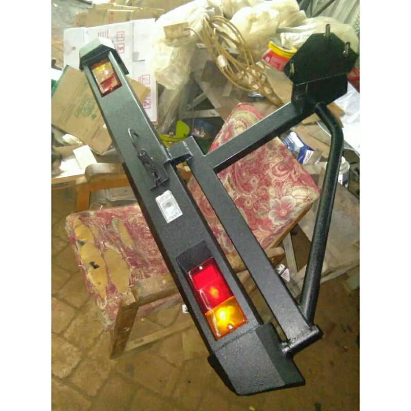 BEMPER VARIASI JIMNY BELAKANG