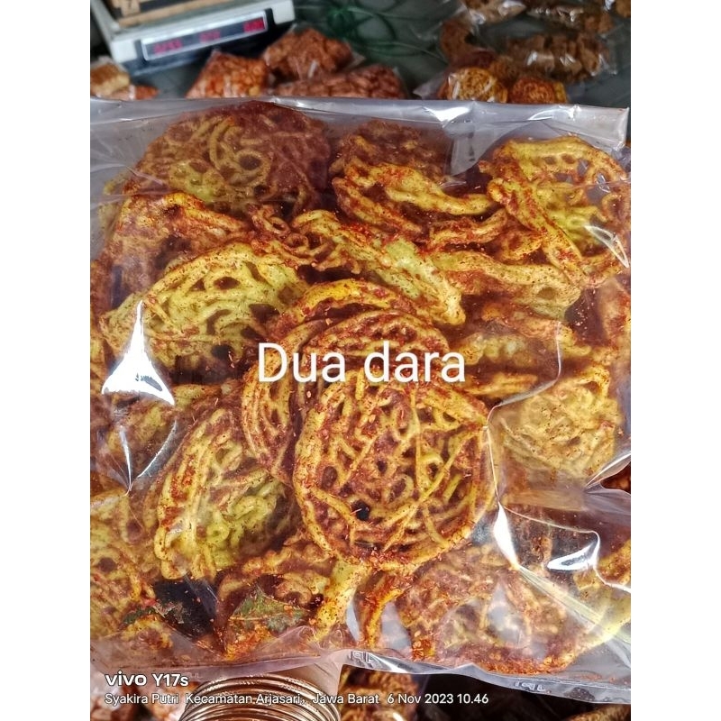 

pukmie kering/seblak kering kurupuk mie 500gr