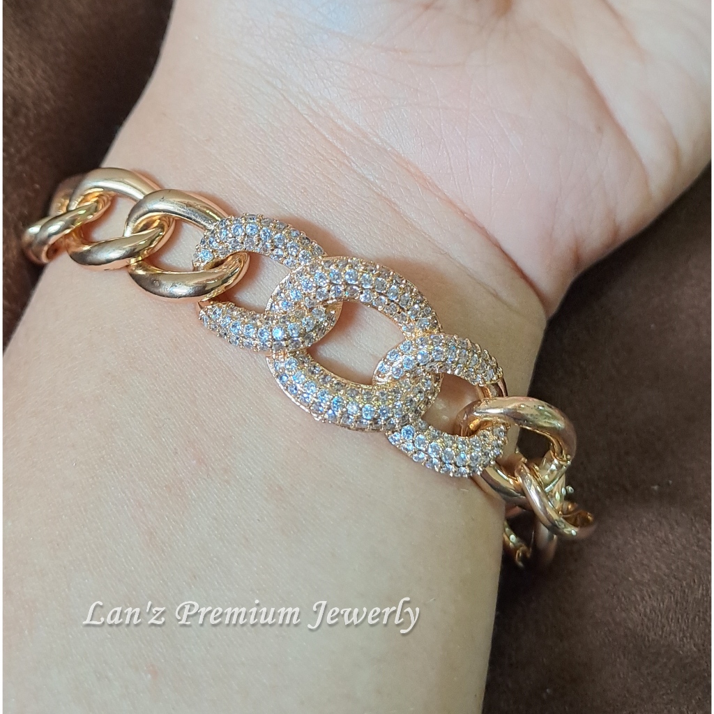 Gelang Rantai Wanita 3 Oval Permata Putih Titanium (Emas)