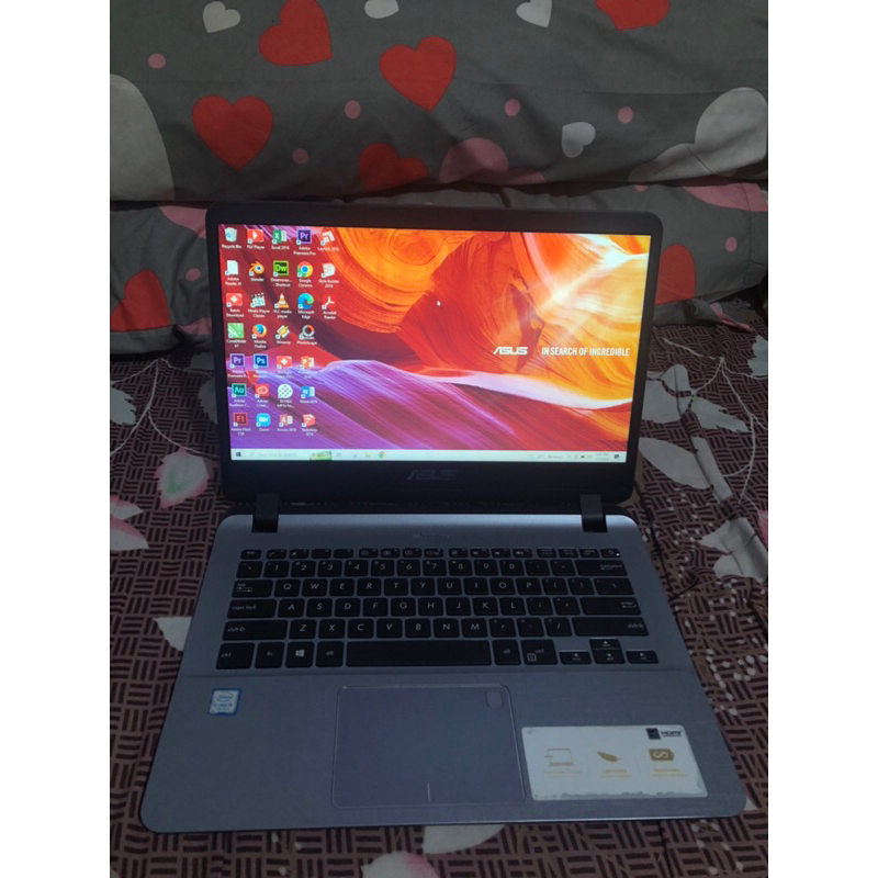 SECOND Laptop Asus VivoBook A470 Inter Core i3 7020U Ram 4/1Tb