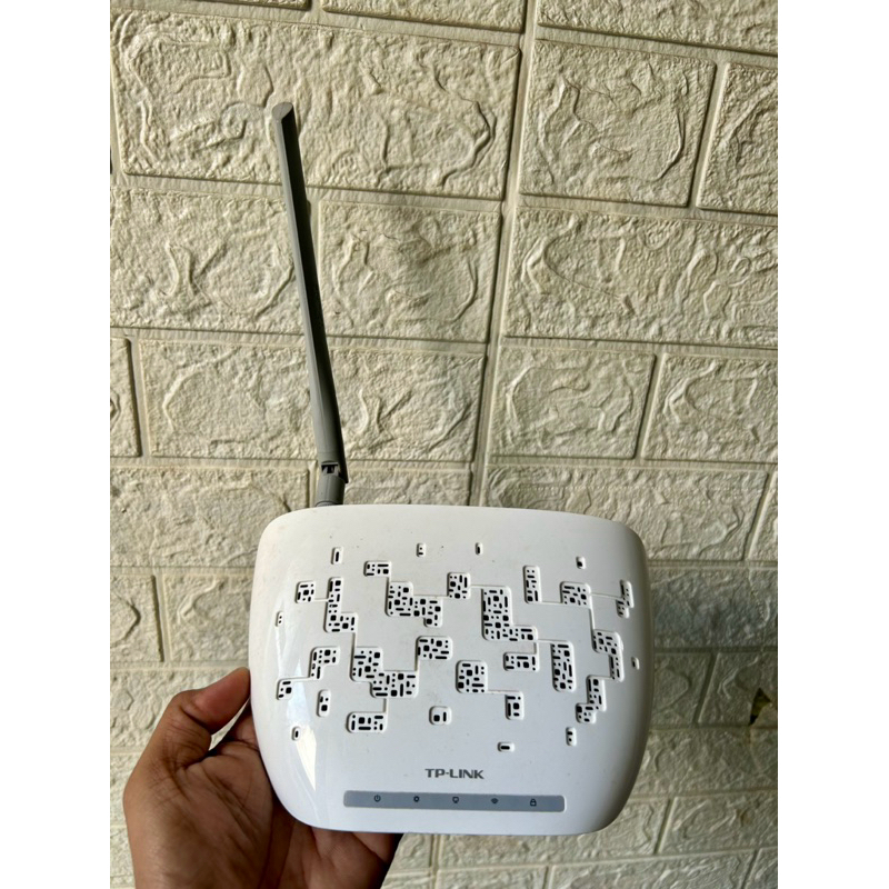Router tp-link TL-WA701ND..cek deskripsi