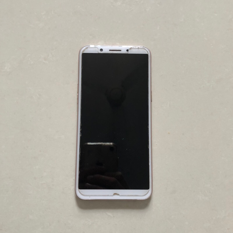 OPPO A83 RAM 3gb / 32 gb (note: pemakaian ibu2) FREE BASIC BLACK CASE