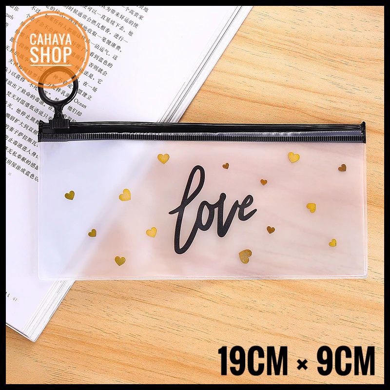 

⭐CS 024⭐ TEMPAT PENSIL CIPLOCK KARAKTER TRANSPARAN LOVE / TEMPAT KOSMETIK / 1PCS