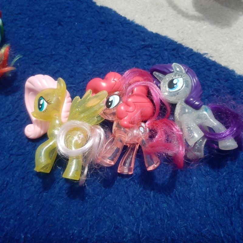 mainan / figure dikoleksi my little pony pinkie pie dll crstyaling mcd. kuda pony transparan