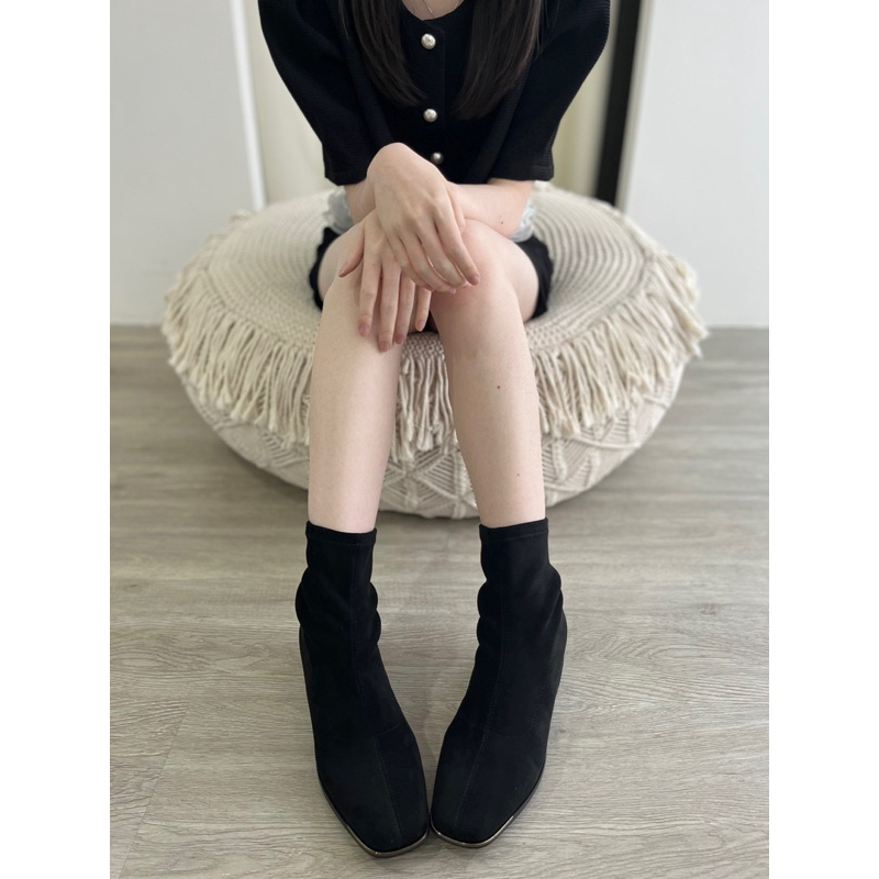 CANADA SUEDE BOOTS