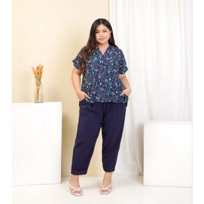 [BIGSIZE TRENDY] Virginia V-Neck Blouse