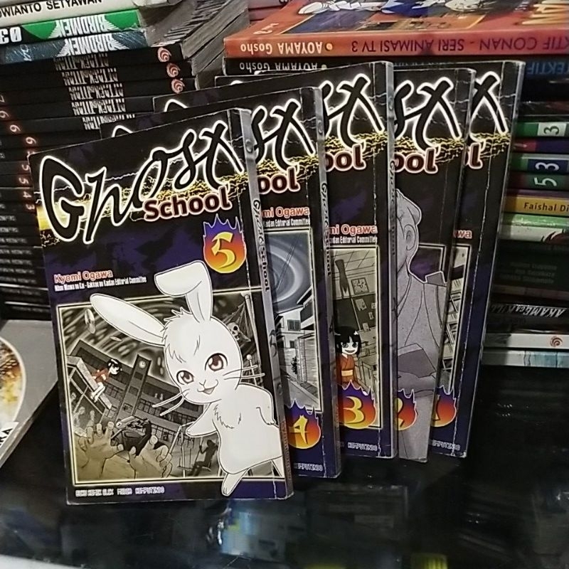 komik ghost school 1-5 (5 komik)