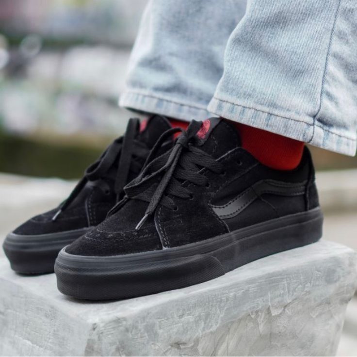 sepatu vans original hitam polos