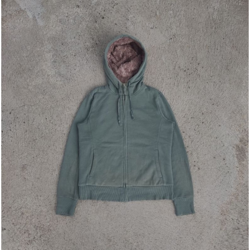Hoodie Uniqlo Sherpa Hijau Sage (Zipper)