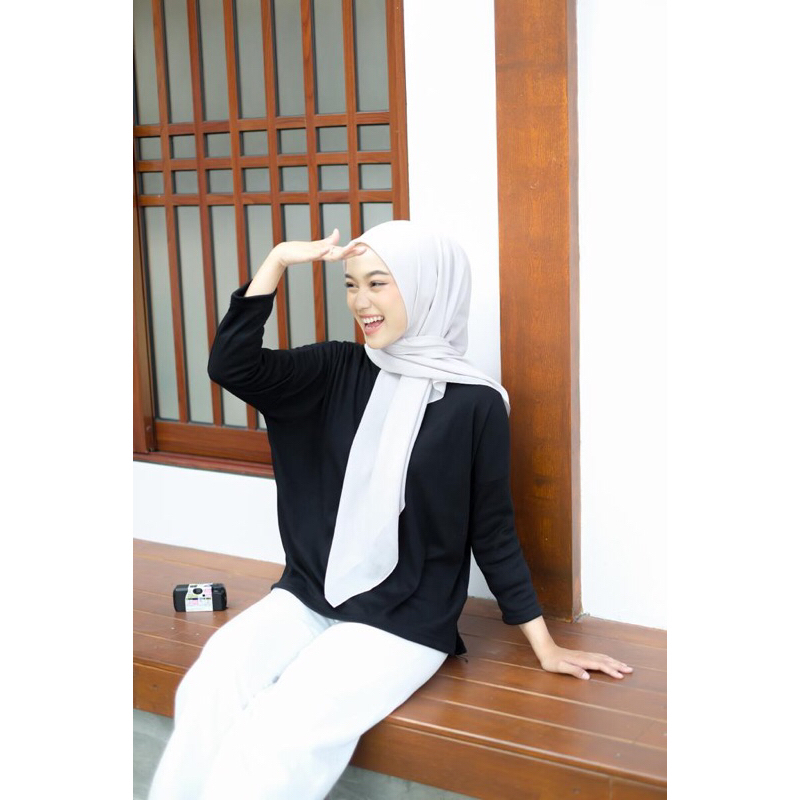 Havana Top / Atasan Havana Knit