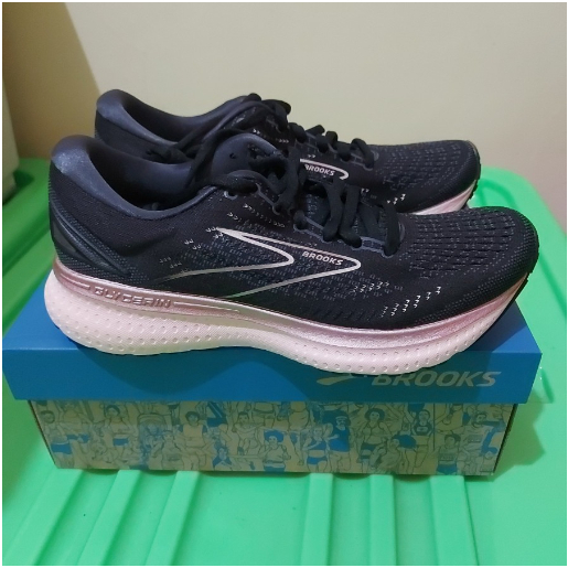 Sepatu Lari Wanita Brooks Glycerin 19 women size 38.5  / Running Shoes Woman Brooks Glycerin 19 wome