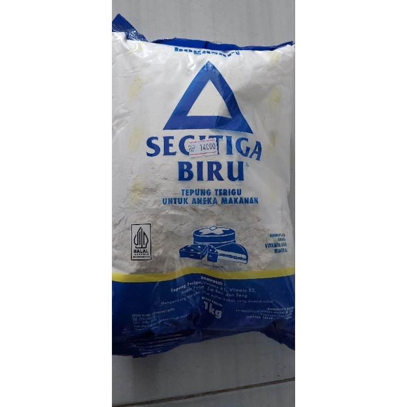 

segitigabiru tepung terigu