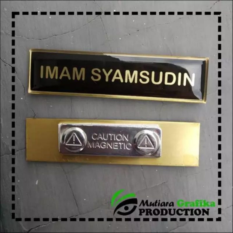 

NAMETAG KUNINGAN/PAPAN NAMA KUNINGAN FULL FIBER/PAPAN NAMA CUSTOM LOGO