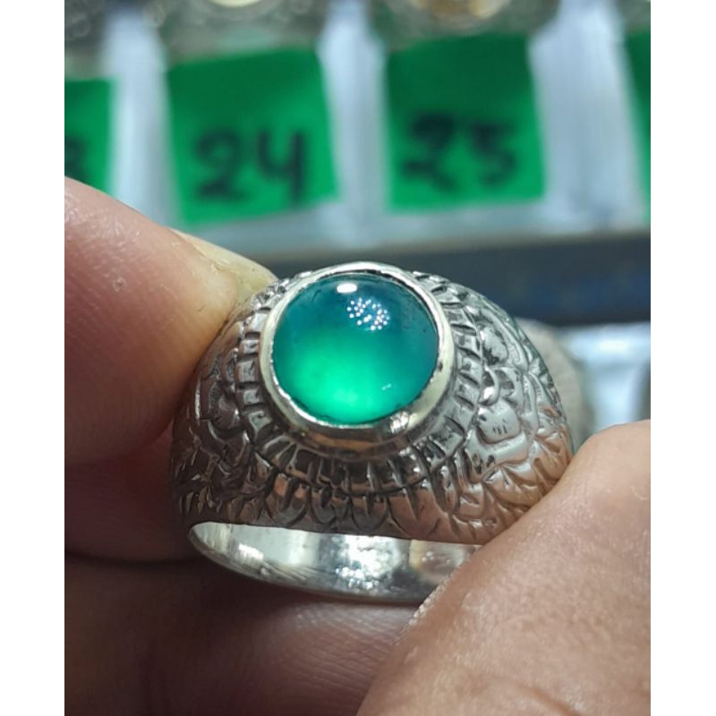 bacan Doko giwang