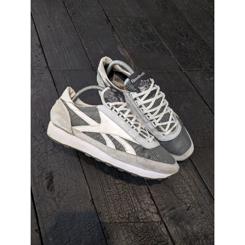 Reebok Aztec grey white