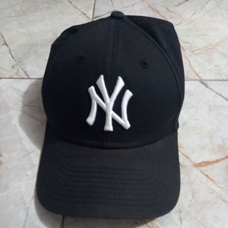 Topi NY original