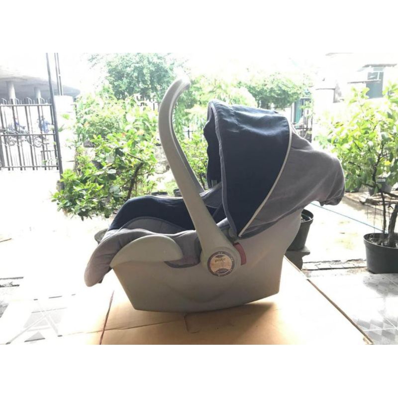 Car Seat Pliko Preloved Kursi Dudukan Bayi di Mobil Travelling Baby Carrier Tidur Jalan