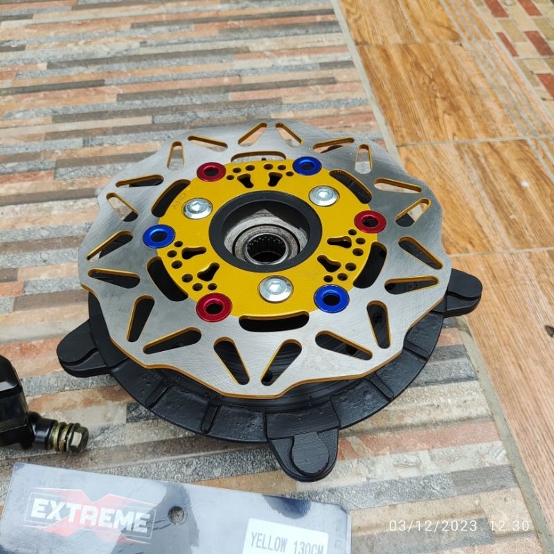 tromol cakram vespa excel kembang