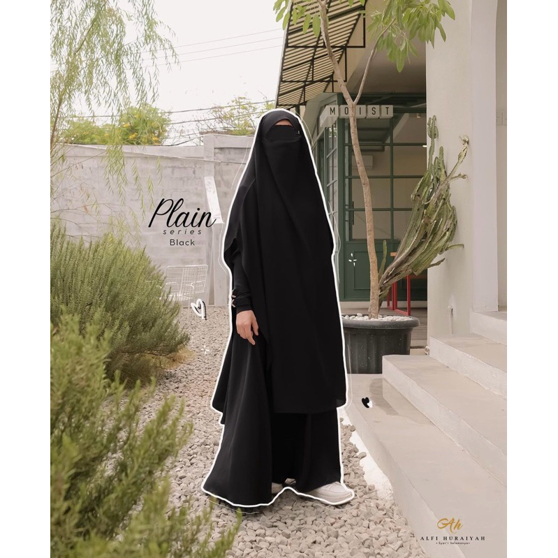 Plain Series by Alfi Huraiyah