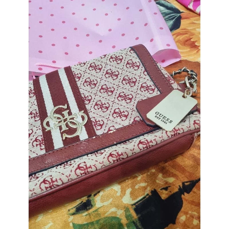 preloved second tas GUESS original store 100% jangan ragu