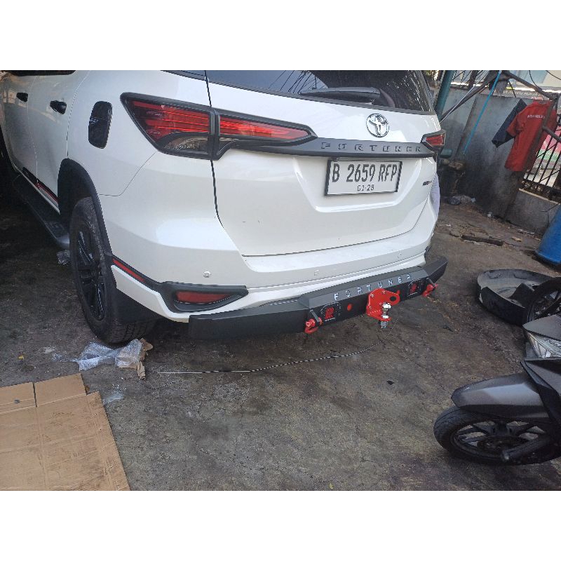 Tanduk bemper belakang mobil all new fortuner model custom