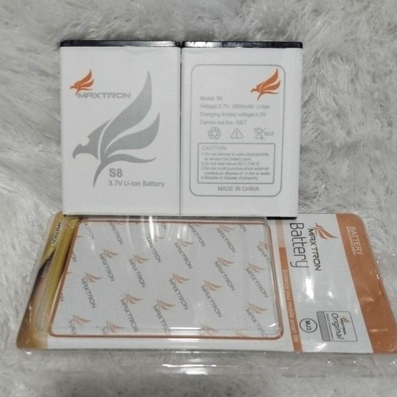 Battery Maxtron S8 battery battery battery