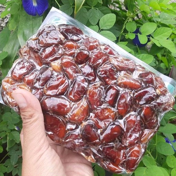 

kurma Date Crown khalas 500gr vaccum/ press Exp terbaru