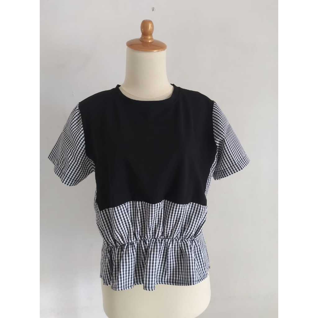 Baju Atasan Wanita/Blouse Lengan Pendek warna Hitam Preloved 02