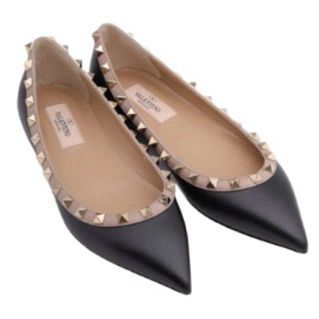 Valentino Garavani Rockstud Ballerina  | Sepatu