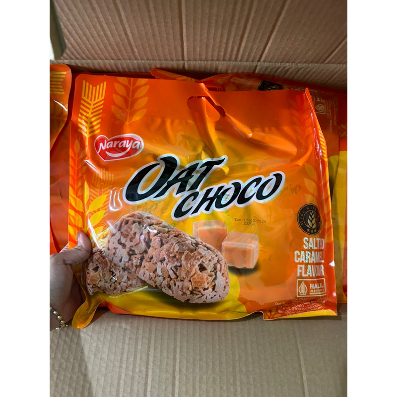 

Maknyuss1 Naraya Oat Choco Salted Caramel Cookies Crumb Isi 40Pcs