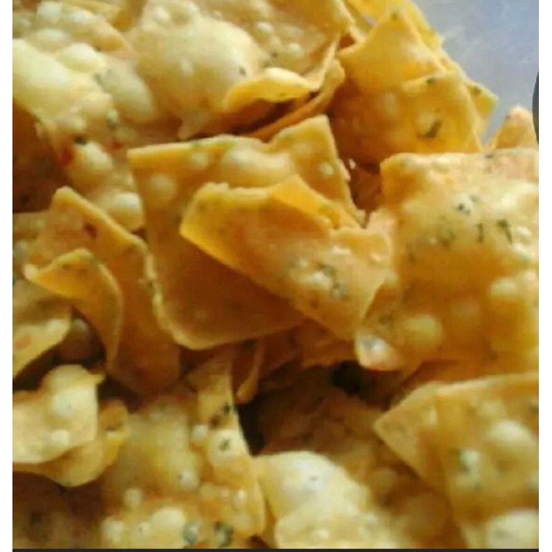 

KERUPUK PANGSIT GURIH RENYAH 250 GR