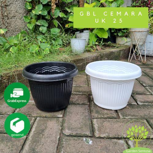 Pot Bunga Plastik Ukuran 25 GBL Cemara Warna Putih - Pot Tanaman Hidup
