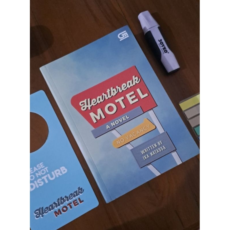 preloved novel original heartbreak motel