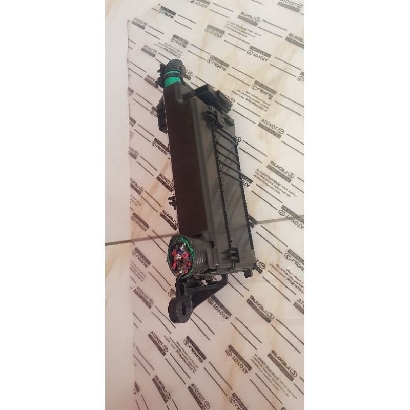 Fuse box sekring avanza xenia lama 2004 sampai 2011 barang original ready stock