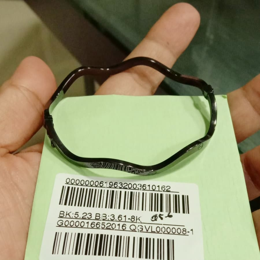 GELANG OVAL GELOMBANG BLACK GOLD KADAR 375 8K