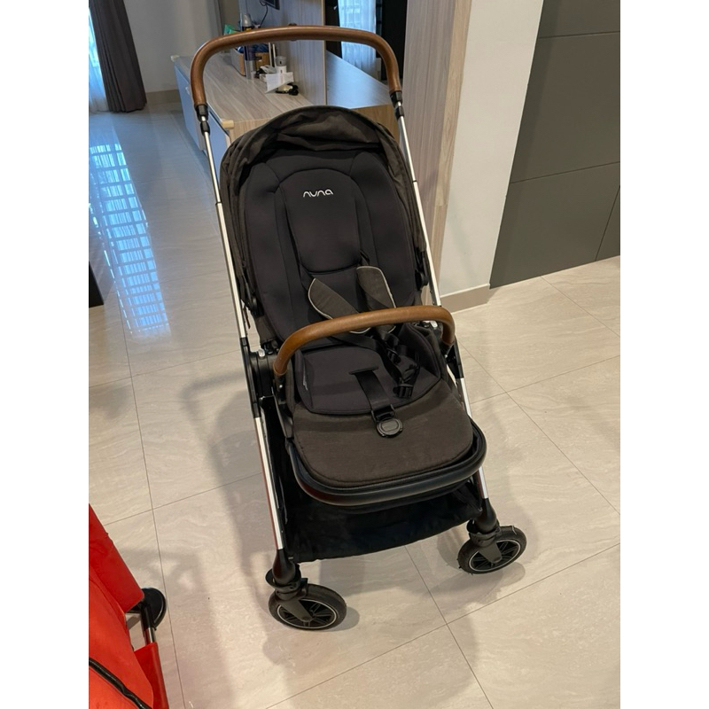 PRELOVED NUNA TRIV STROLLER IN CINDER