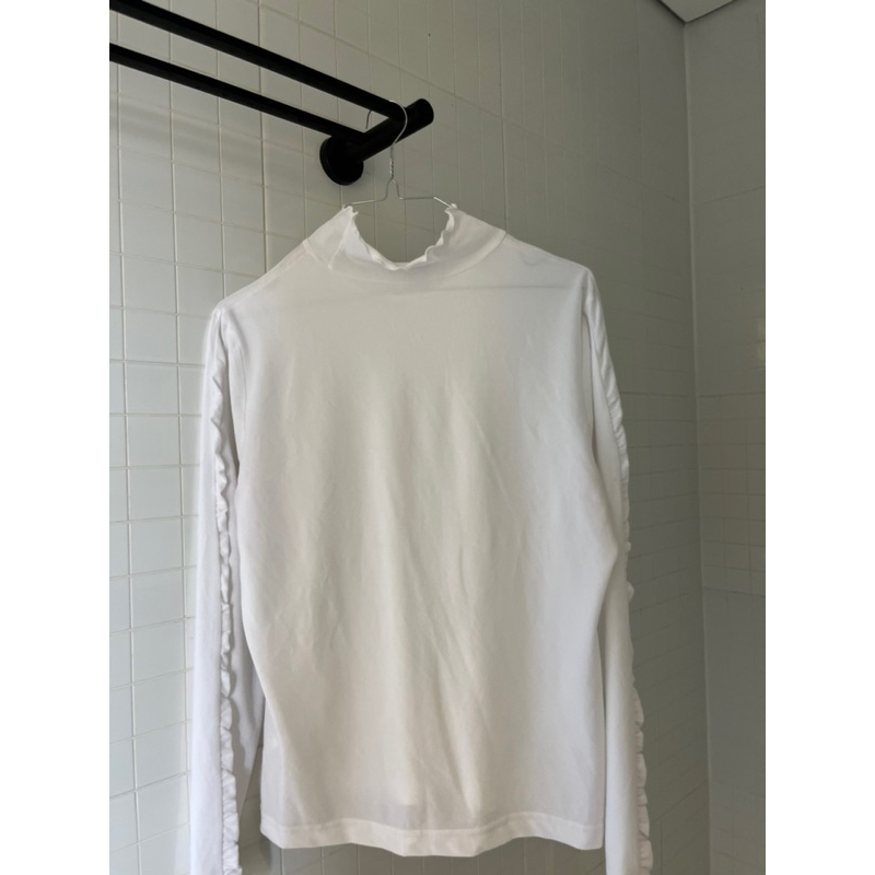 preloved inner white ruffle