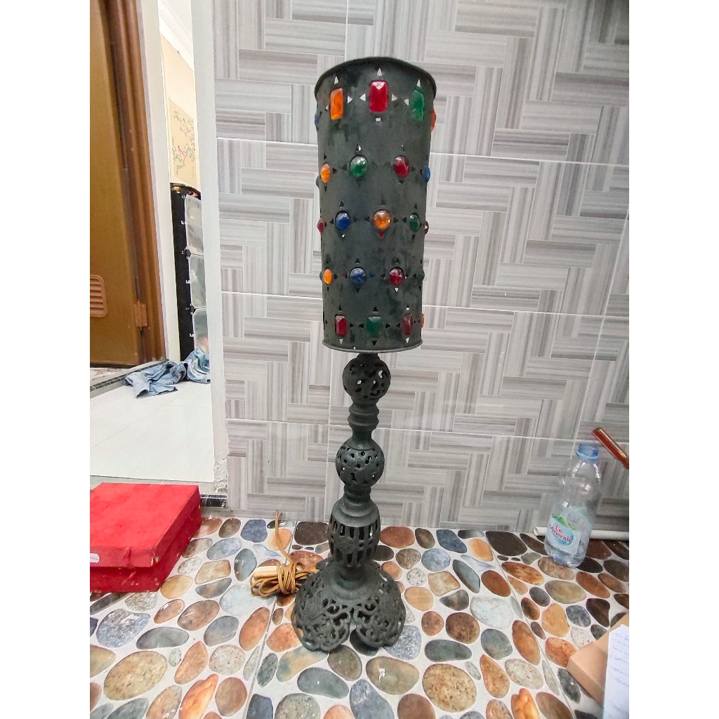 Lampu Etnik Kuno Jadul Antik