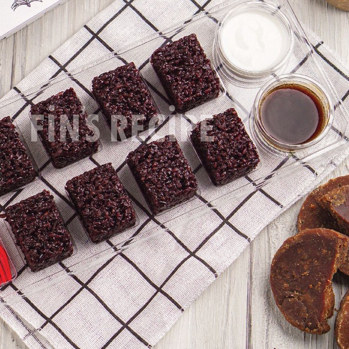 

READY BANDUNG 16 MAR 2025 FIN'S FINS RECIPE KUE KETAN ITEM HITAM KULINER JAKARTA BEST SELLER ORIGINAL ENAK NATAL CHRISTMAS PAKET PACKAGE FESTIVE SEASON CNY CHINESE NEW YEAR MOONCAKE IMLEK LEBARAN IDUL FITRI RAMADAN