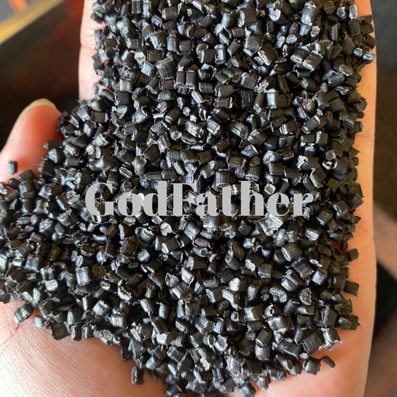 Biji plastik prosesan PE hitam ,- per kg, minimal pemesanan 5kg