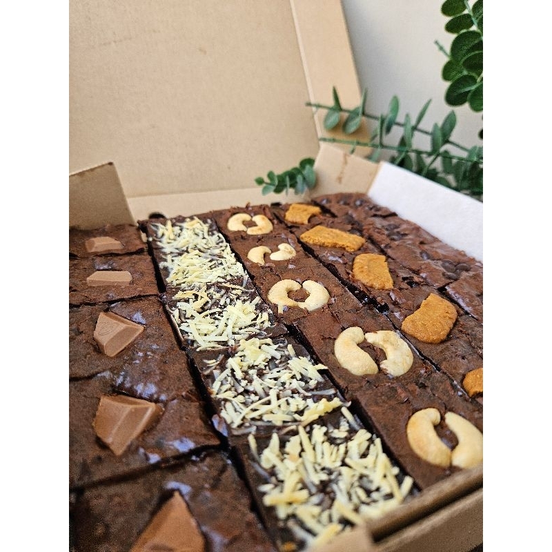 

Fudgy brownies premium