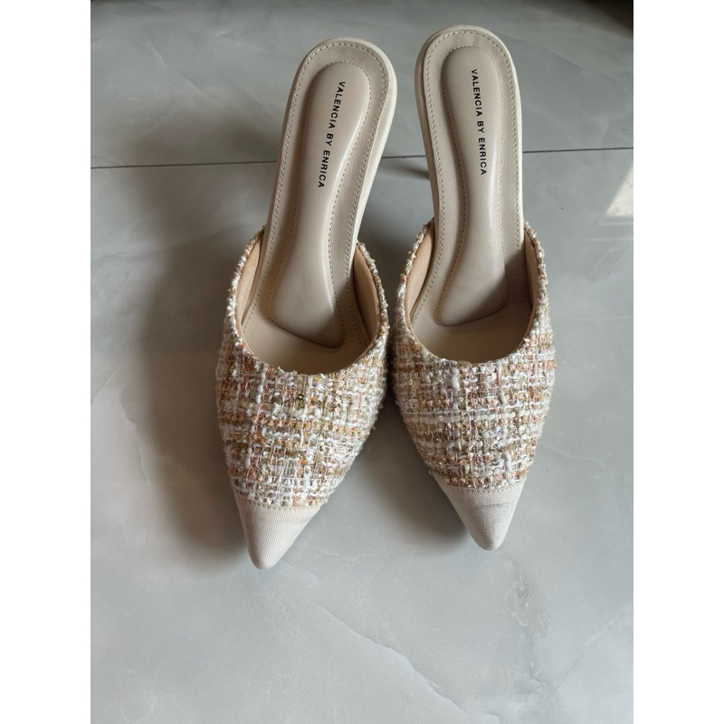 Valencia By Enrica x Browspecialist Michie Gabrielle Heels White Tweed PRELOVED 38