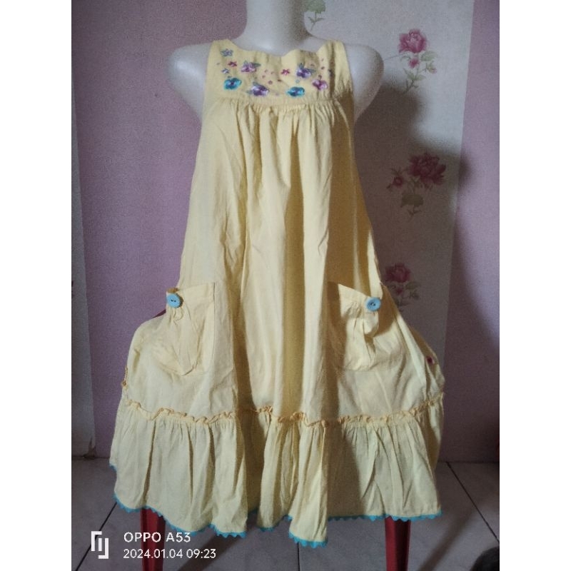 dress anak Miss Monique kuning size 5