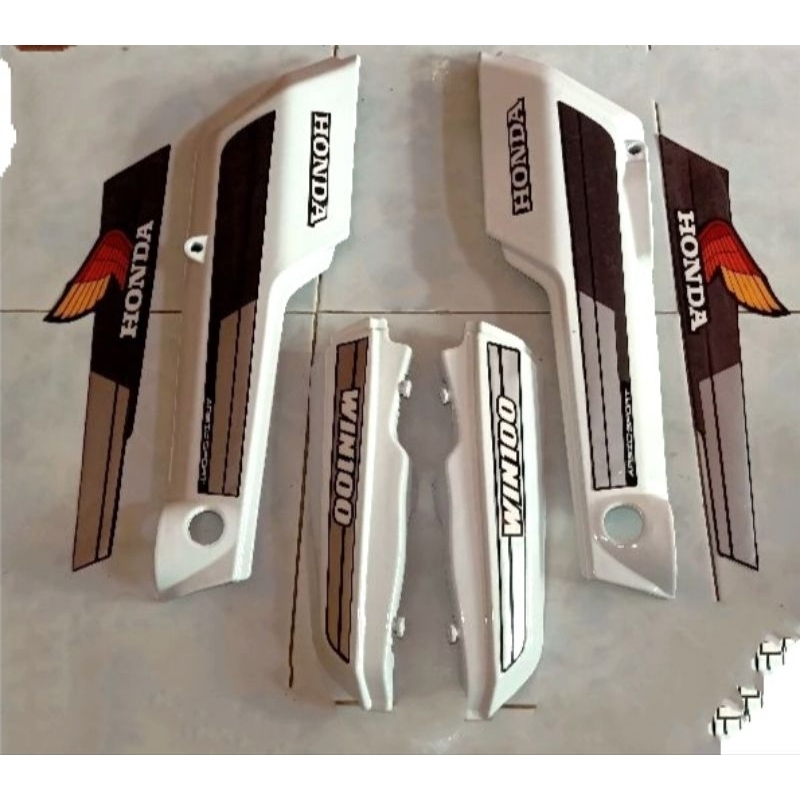 cover body belakang motor Honda win 100 set bok aki