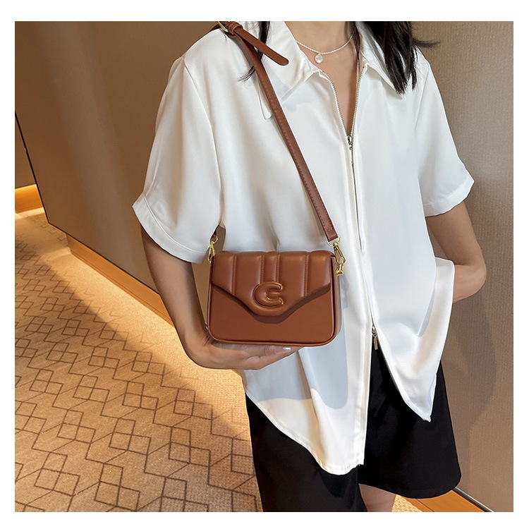 SLINGBAG TAS SELEMPANG WANITA CEWEK CANTIK FASHION IMPORT PEREMPUAN C MOTIF GARIS PETAK PERSEGI KULI